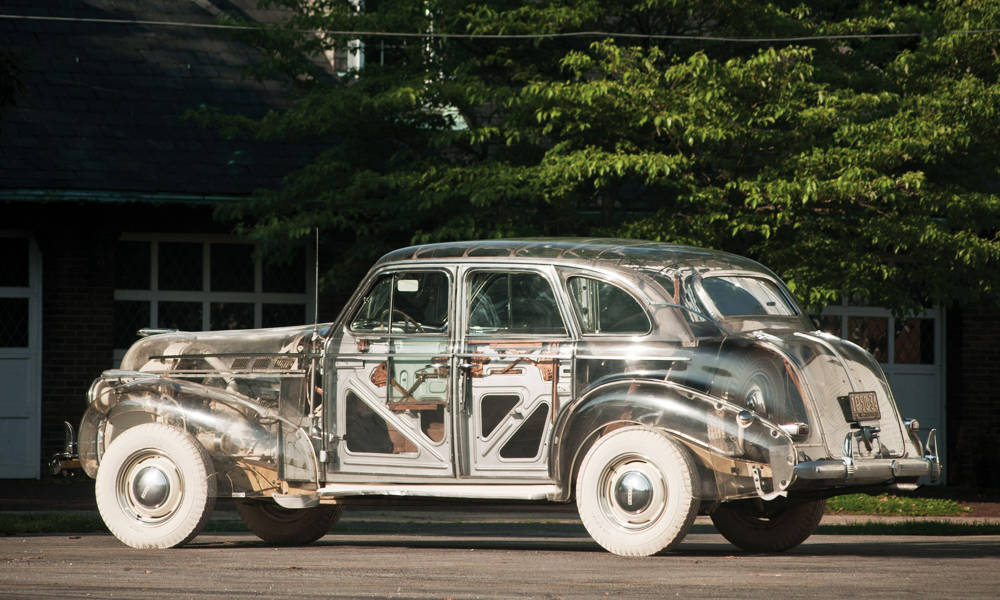 1939-Pontiac-Deluxe-Six-Plexiglas-Ghost-Car-2