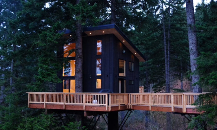 Klickitat Treehouse