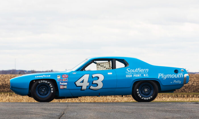 Richard Petty’s 1971 Plymouth Road Runner