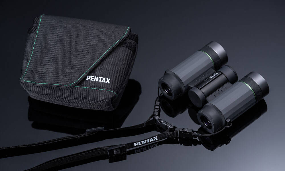 The-Pentax-4X20-VD-WP-3-in-1-Binoculars-6