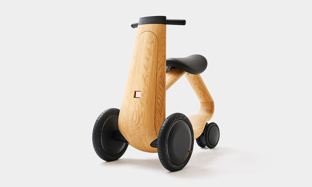 ILY-Ai Concept Three-Wheeled Wood Scooter