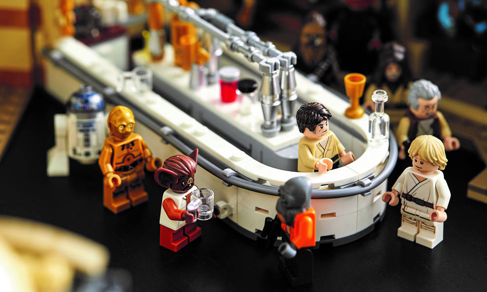 LEGO-x-Star-Wars-Mos-Eisley-Cantina-Set-5