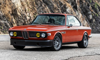 Robert-Downey-Jr-SpeedKore-1974-BMW-3-0-CS-Coupe