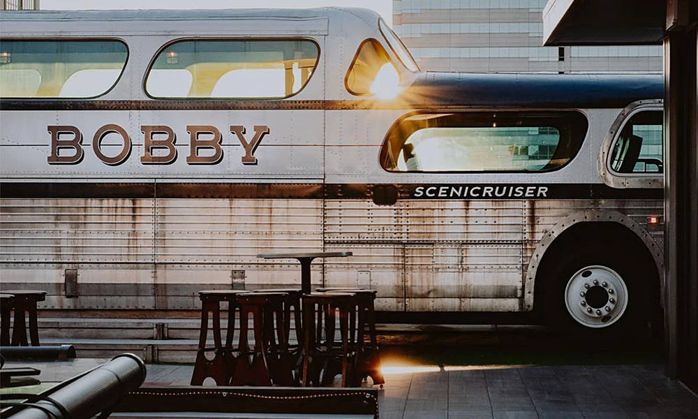 Bobby-Hotel-in-Nashville-Has-a-Custom-Greyhound-Bus-on-the-Roof-2