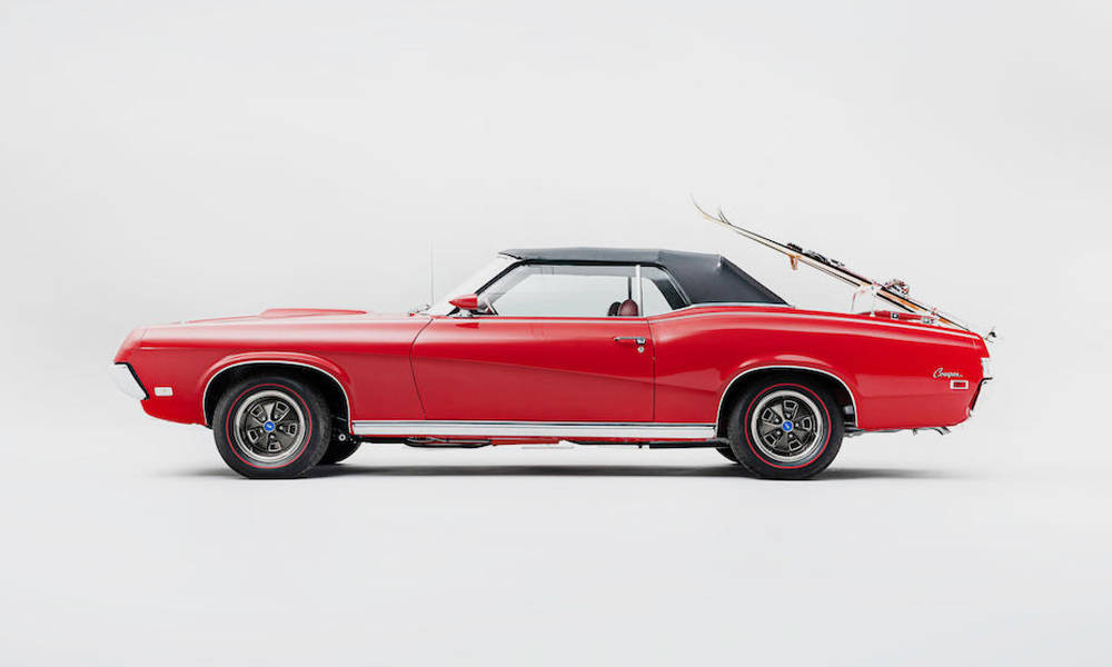 1969-Mercury-Cougar-XR-7-Convertible-from-On-Her-Majestys-Secret-Service-2
