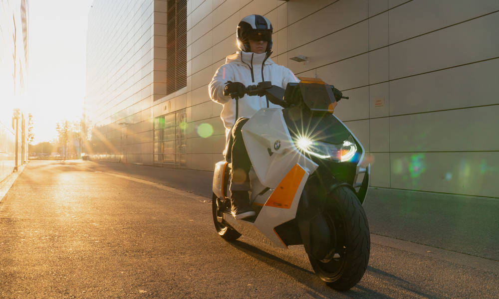 BMW-Definition-CE-04-Electric-Scooter-Concept-4