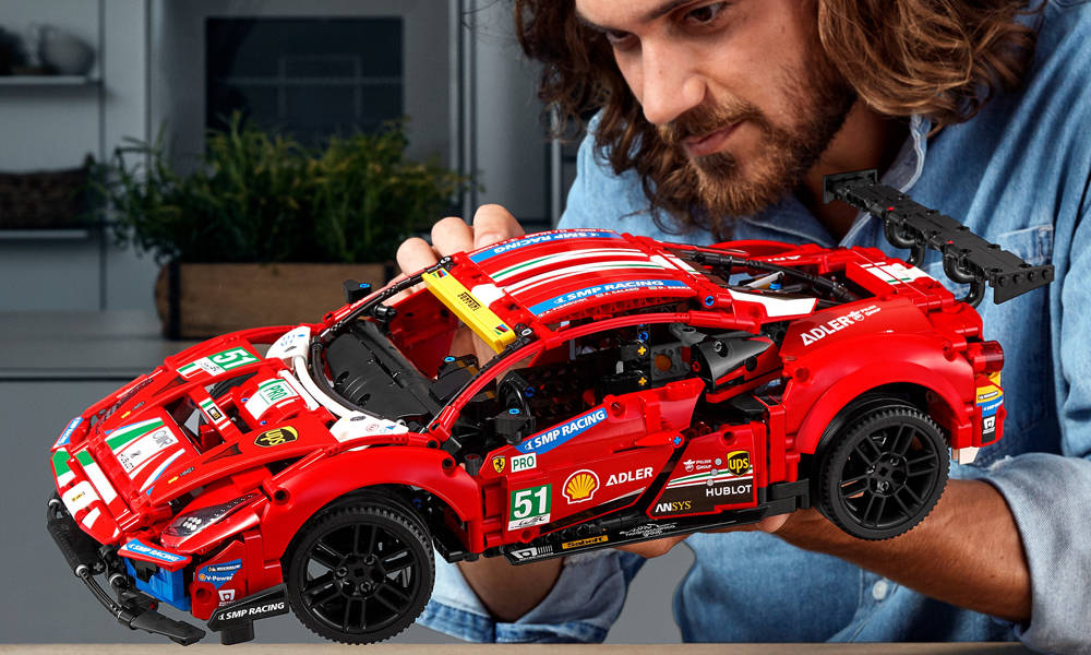 LEGO-Technic-Ferrari-488-GTE-5