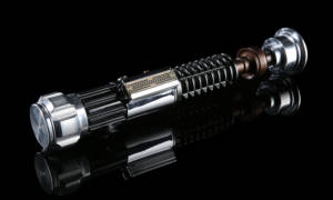 Obi-Wan-Kenobis-Lightsabers-from-Revenge-of-the-Sith-Is-Going-to-Auction-1