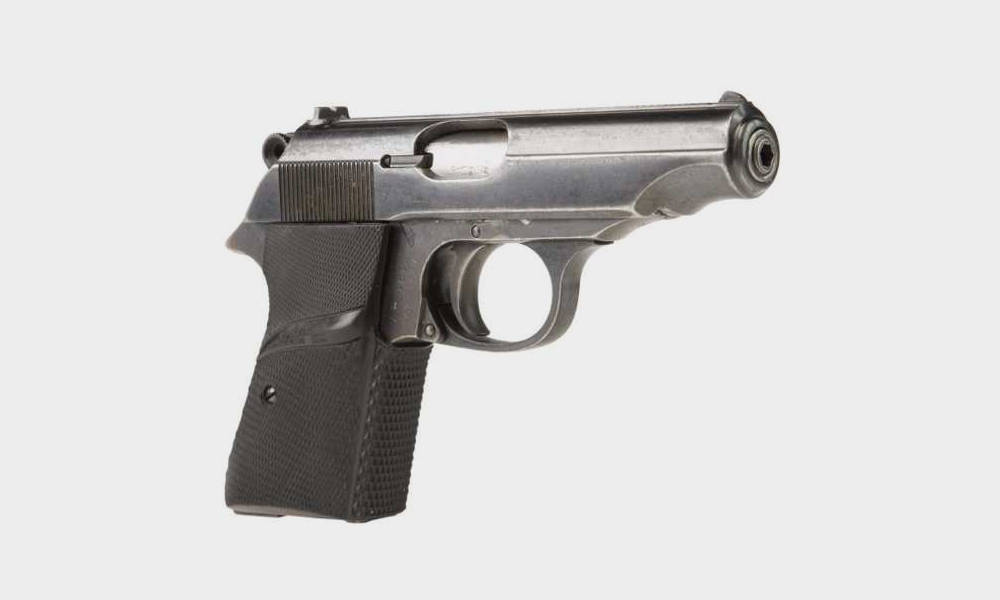 Sean-Connerys-Original-James-Bond-Walther-PPK-Pistol-Is-Going-To-Auction-3