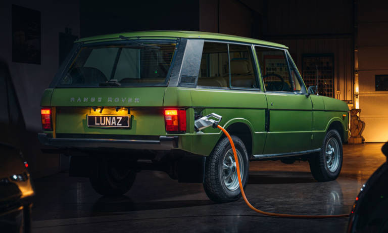 Lunaz Design Electric Range Rover Classic | Cool Material