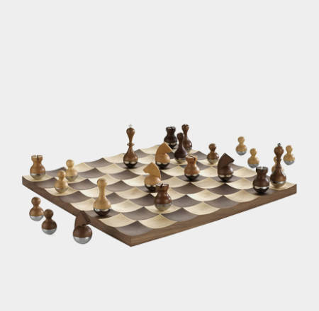 Umbra-Wobble-Chess-Set