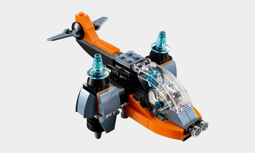 LEGO-Creator-31111-Cyber-Drone-Set-Can-be-Built-Multiple-Ways-3