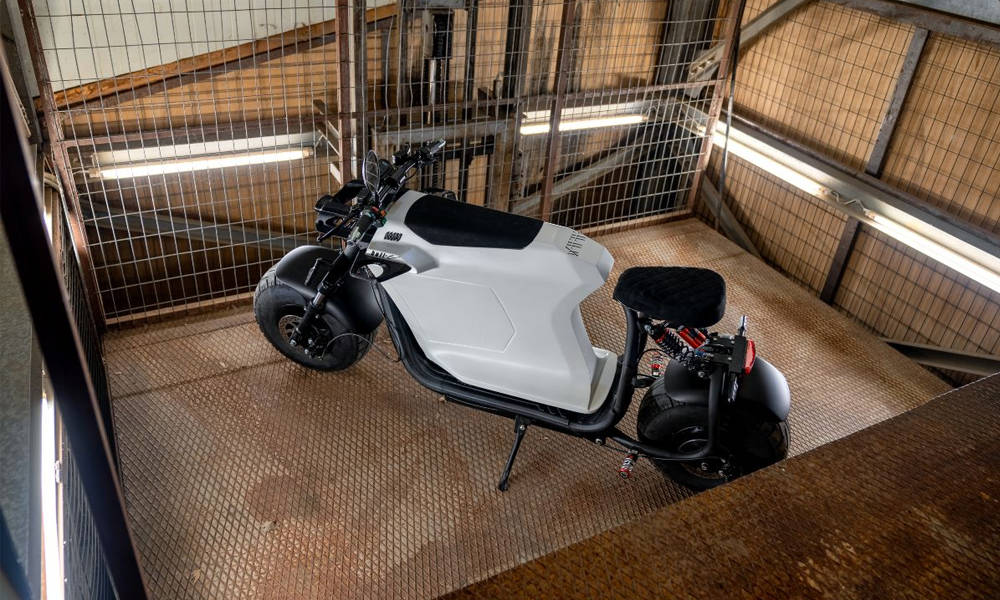 Bull-e-Electric-Scooter-3