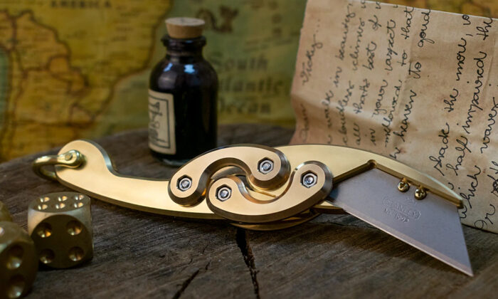 Oceanus-Brass-Kraken-Blade-1