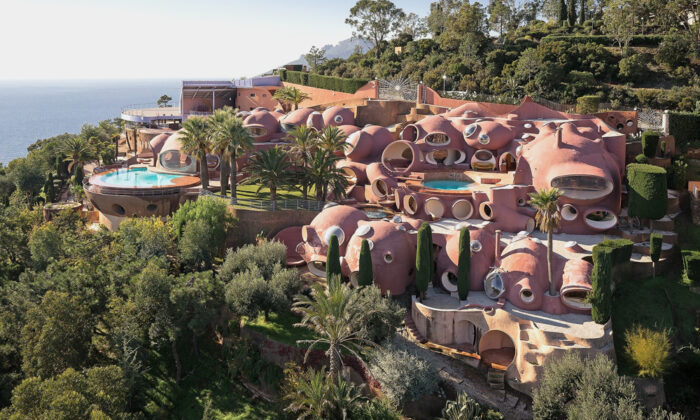 Pierre-Cardin-Bubble-Palace