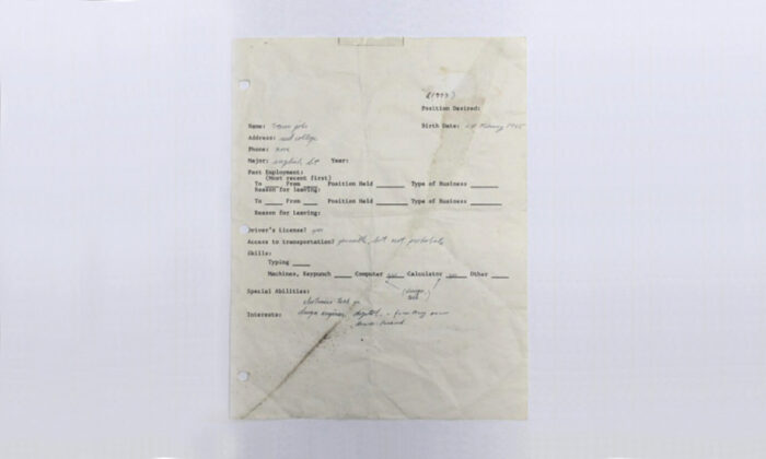 Steve-Jobs-Original-Handwritten-Job-Application-2