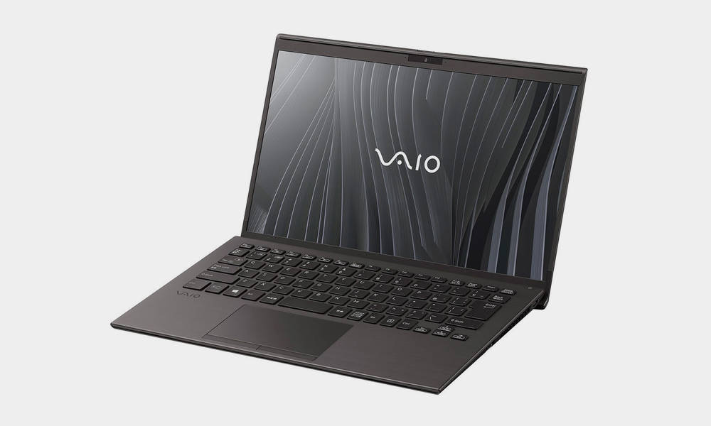 Vaio-Z-Laptops-Pack-the-Worlds-First-Three-Dimensional-Molded-Carbon-Fiber-Body-Design-2