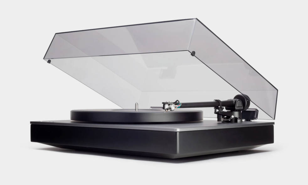 Cambridge Audio Alva TT Bluetooth Direct Drive Turntable Cool Material