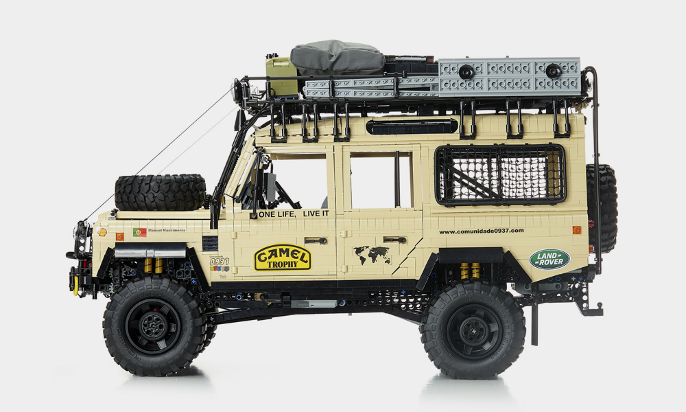 LEGO Land Rover Defender 110 “Camel Trophy”
