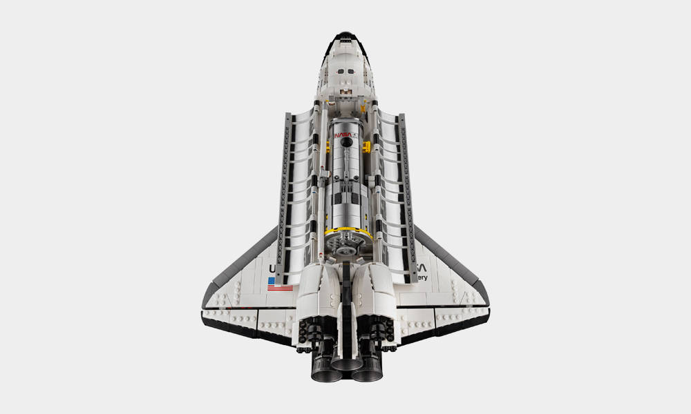 LEGO-NASA-Space-Shuttle-Discovery-Kit-5