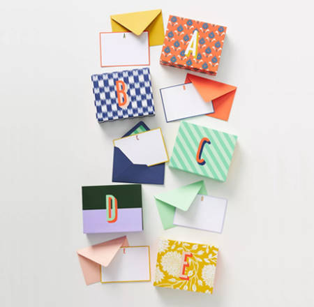 Pencil-&-Paper-Co-Monogram-Boxed-Card-Set