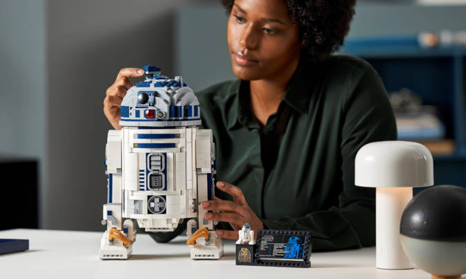 The Latest R2-D2 LEGO Set Is the Most Advanced Yet | Cool Material