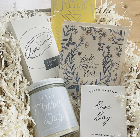 A Lovely Universe The Mother's Day Gift Box