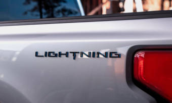 2022-Ford-F-150-Lightning-Electric-Pickup-Truck-1