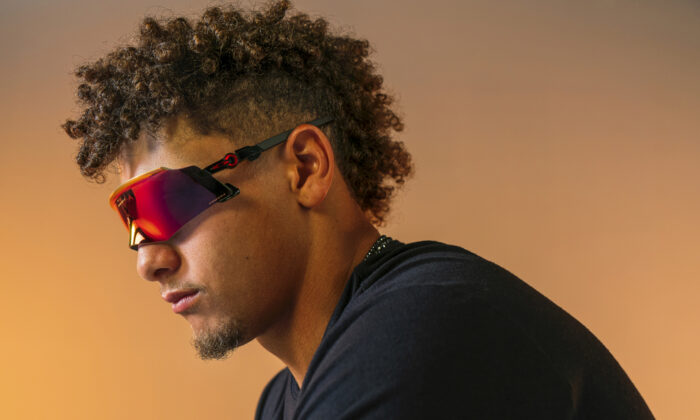 Oakley Releases Fully Frameless Kato Eyewear Series