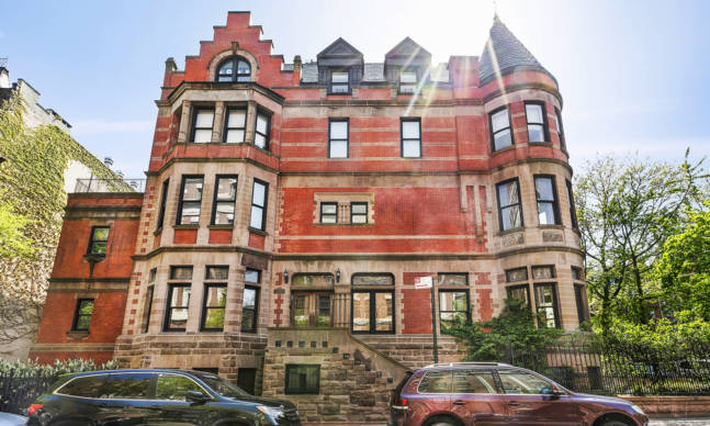 You Can Rent the House from Wes Anderson’s <em>The Royal Tenenbaums</em>