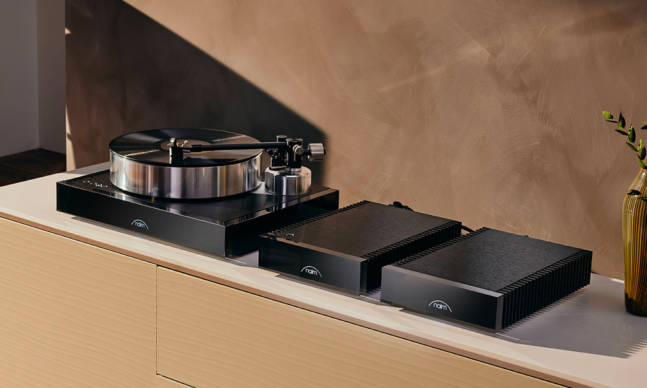 The Naim ‘Solstice Special Edition’ Is a Stunning Hi-Fi Turntable