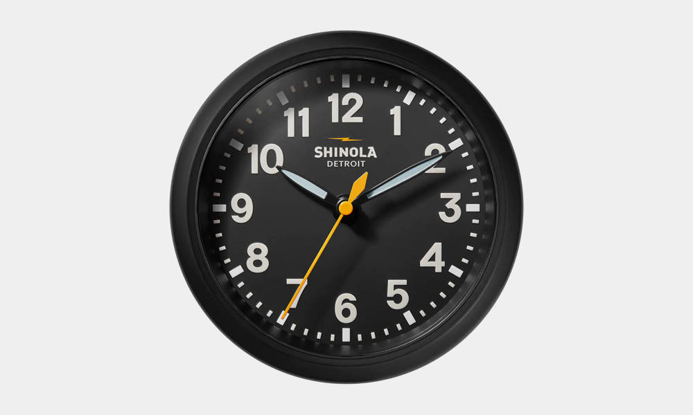 Shinola-Runwell-Desk-Clock-4