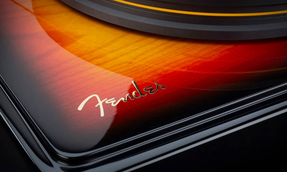 Fender-6