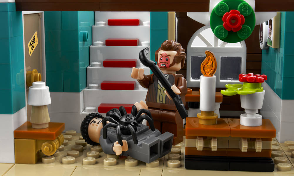 Lego-Home-Alone-8