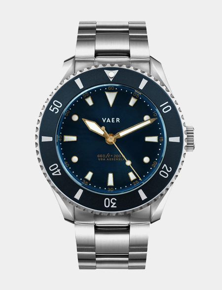 Vaer-D4-Solar-Dive-Watch