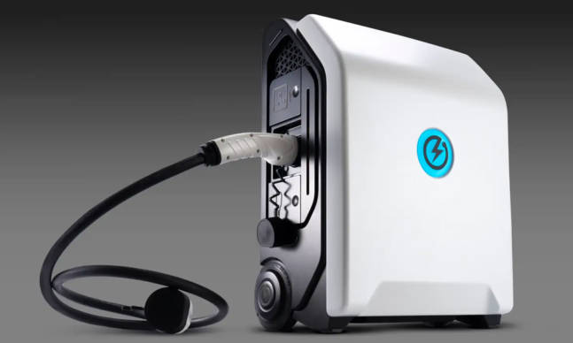 ZipCharge Go Looks Like a Rolling Suitcase but It’s Actually an Electric Vehicle Battery Pack