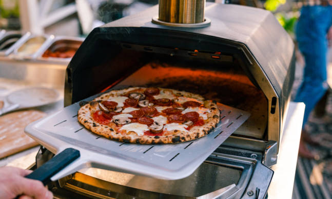 The Best Outdoor Pizza Ovens For Your Next Pizza Party
