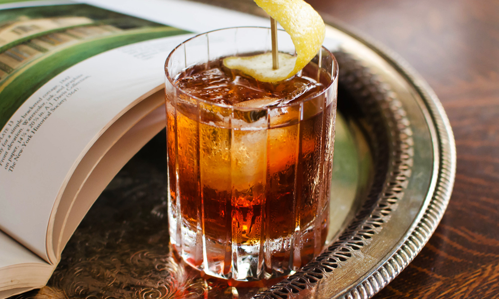 What to Drink This Weekend: Vieux Carré