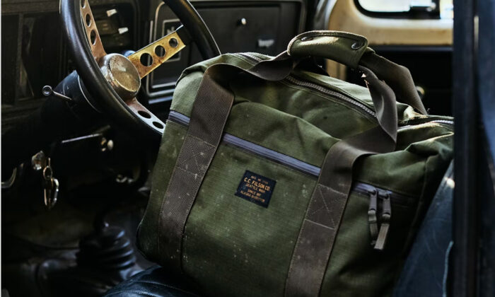 Filson-Feat