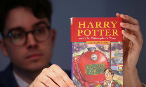 Rare First Edition ‘Harry Potter’ Book Is up for Auction | Cool Material