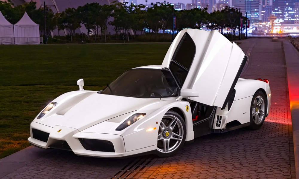 White-Ferrari-8