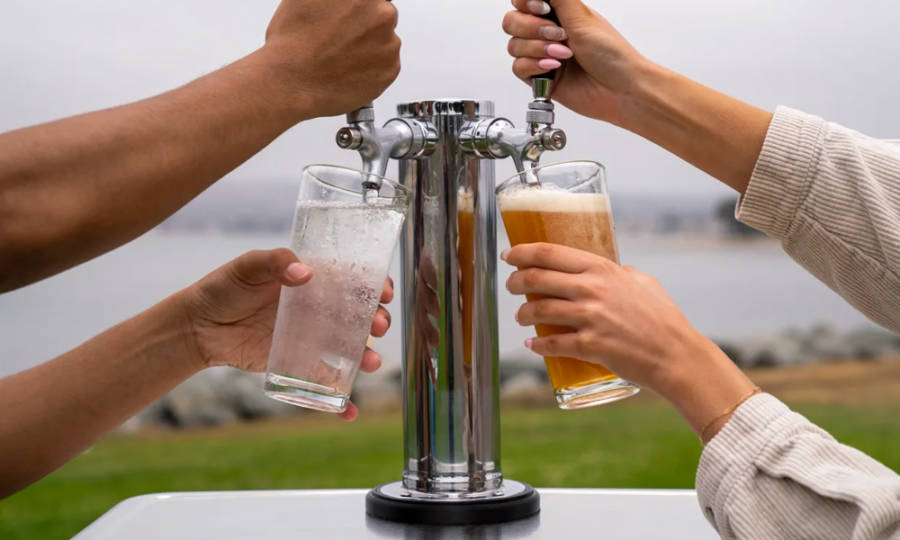 The Cooler Keg Lets You Take Draft Beer With You Anywhere Cool Material