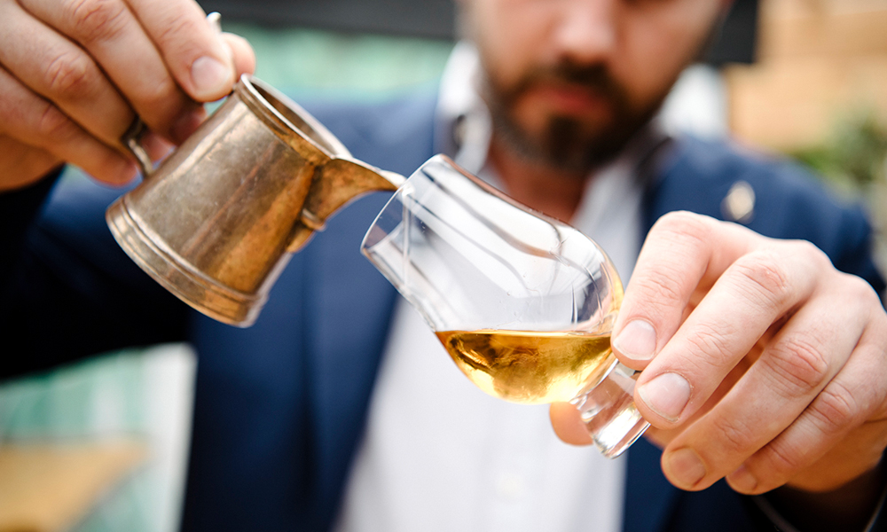 The 4 Ways to Drink Whiskey That Every Guy Should Know