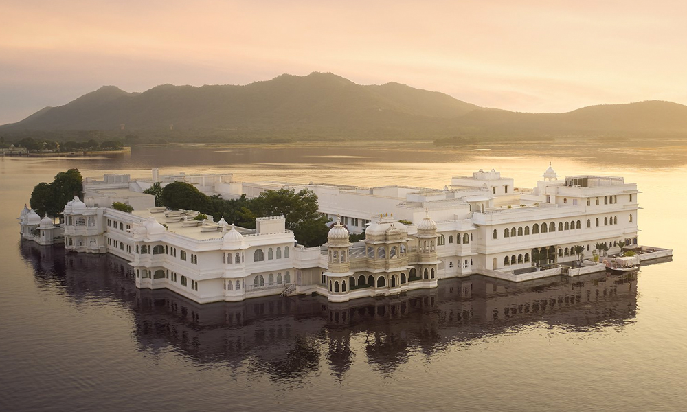 You Can Actually Stay at the Floating Hotel From the James Bond Film ‘Octopussy’