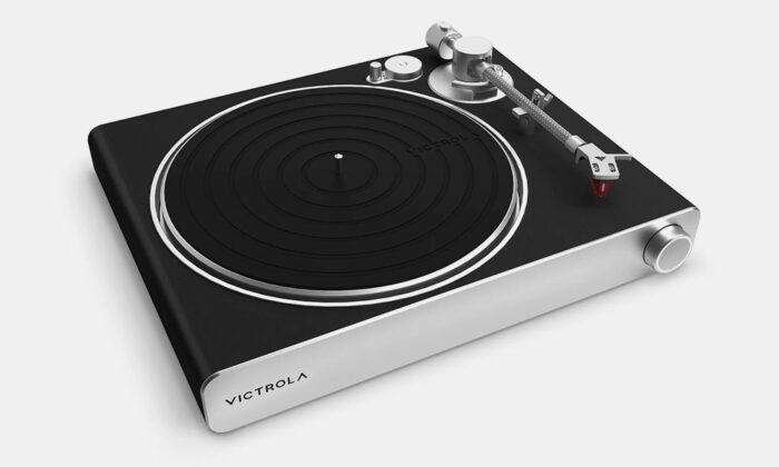 Victrola Stream Carbon Turntable