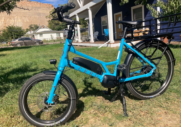 cero one e-bike in blue