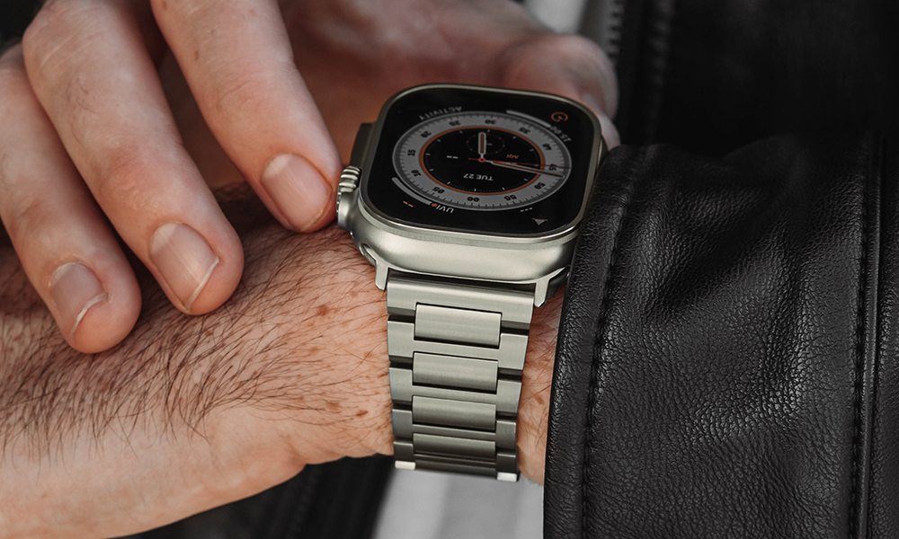 If You Want the Best of the Best for Your Apple Watch, You Need Sandmarc’s Titanium Band
