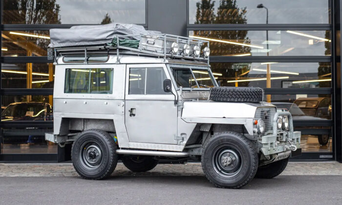 Land-Rover-8