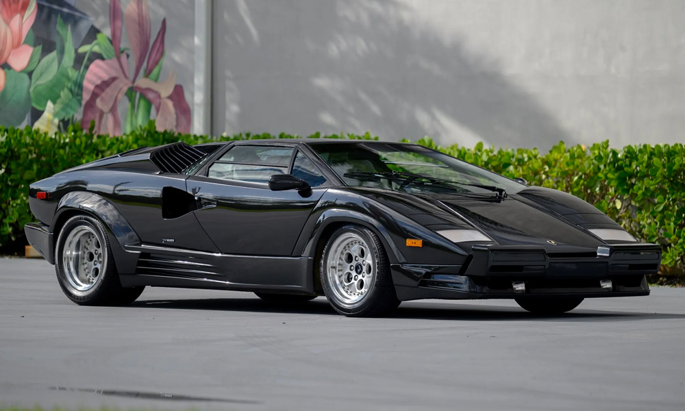 A 1990 Lamborghini Countach 25th Anniversary Edition Is up for Auction