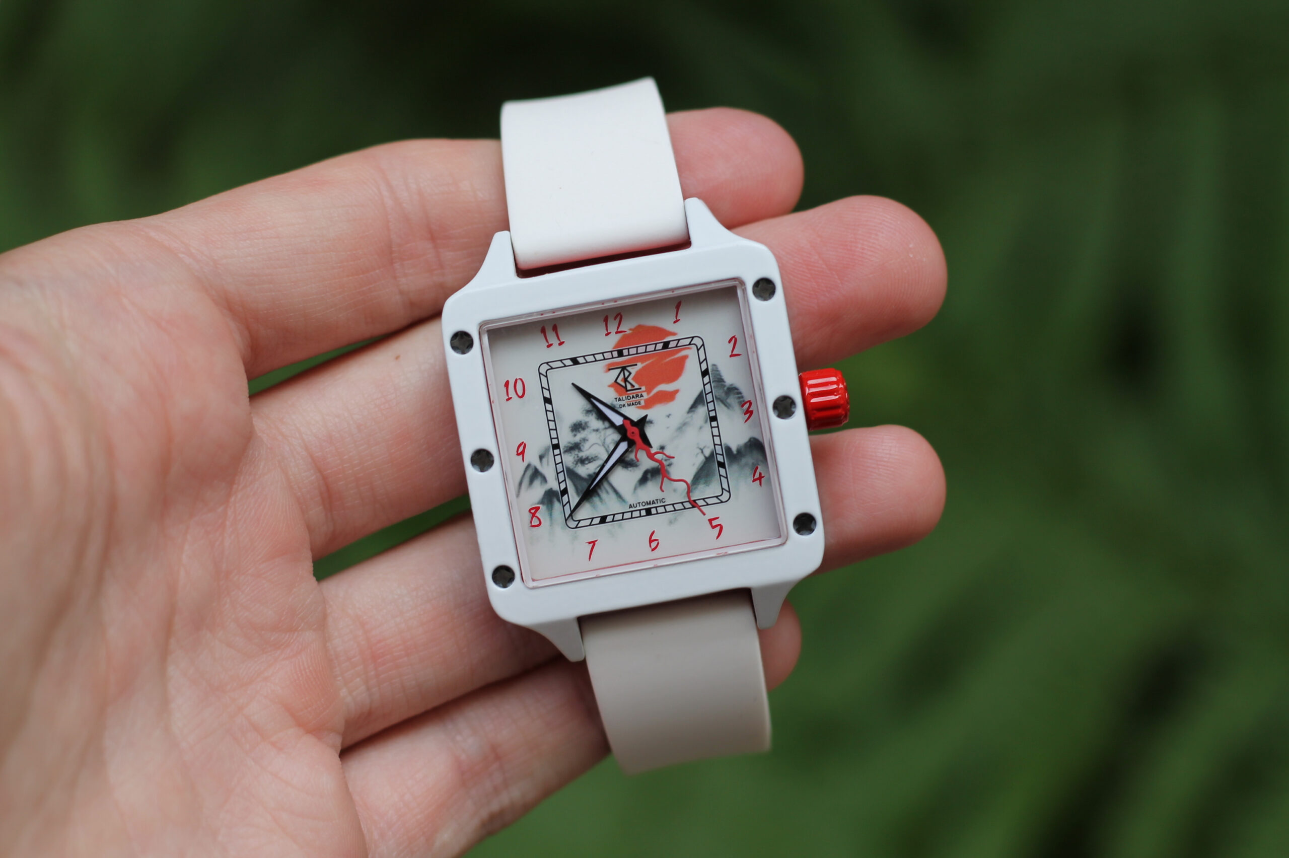 Talidara’s Heiwa Watch Adds the Perfect Amount of Flash to Any Outfit